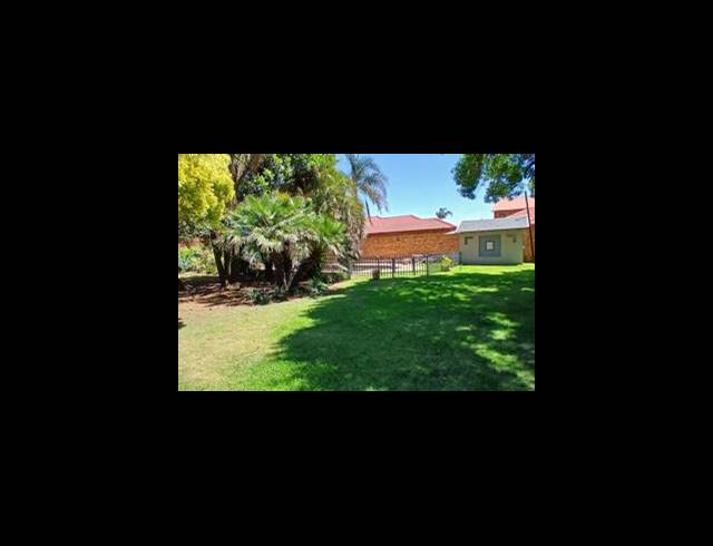 4 BEDROOM HOUSE FOR SALE IN NEW REDRUTH